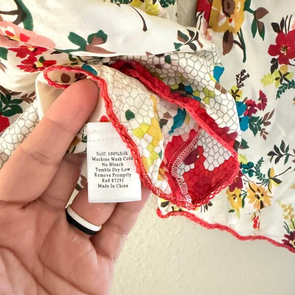 Johnny Was Silk Floral blouse with Ruffle Details - Picture 3 of 7